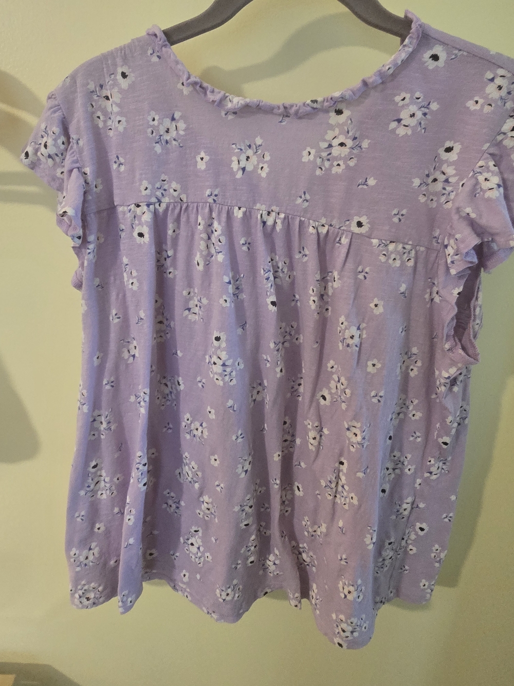Loft Women's Lilac Floral Short Sleeve Top